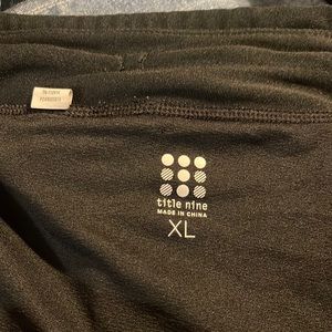 Pocketed title nine shorts with built in panty, key pocket on back waist